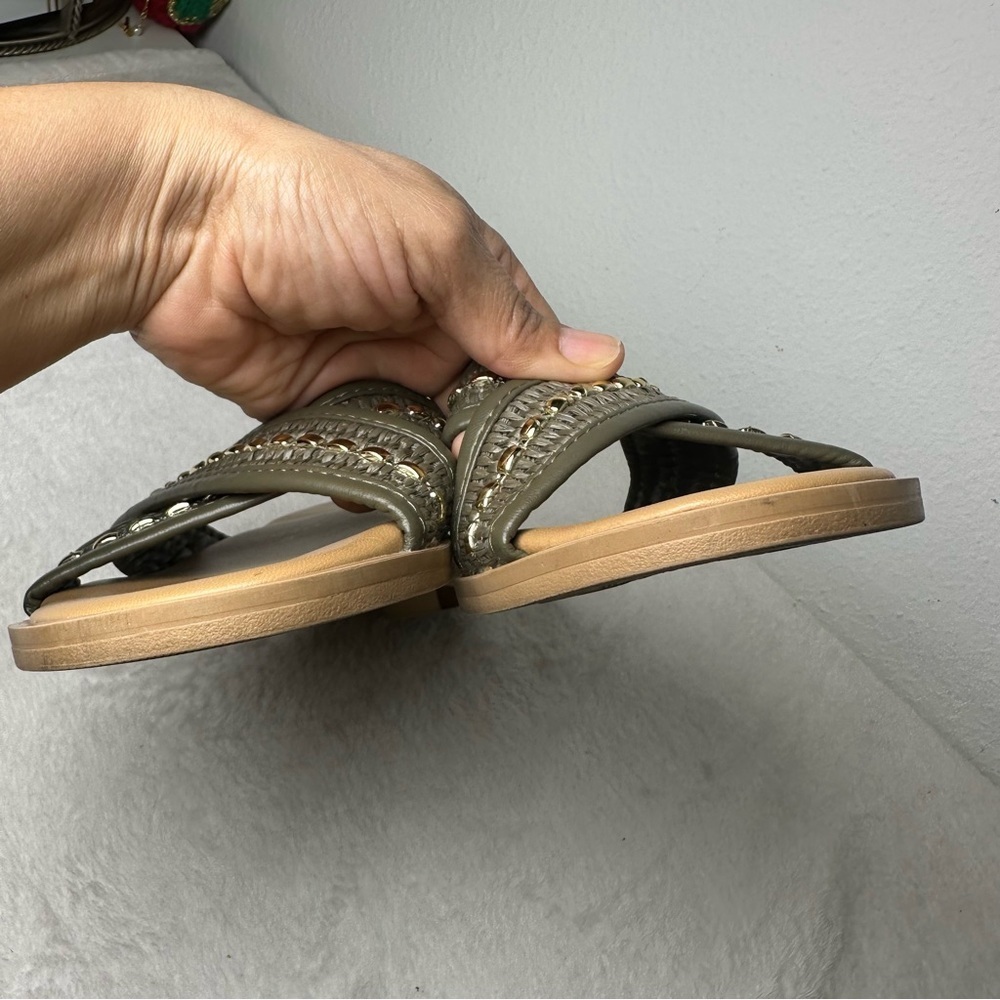 Toscanella Made In Italy Flat Sandals Beaded Army Green Leather Strap Size 8 - Picture 10 of 13